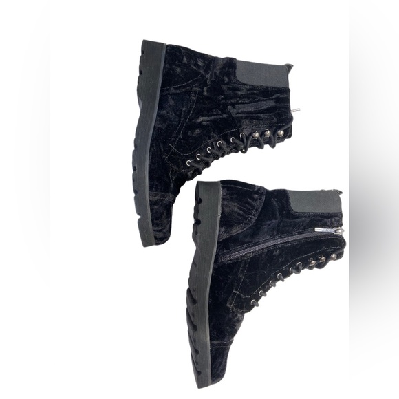 NWT Donald Pliner Combat Boots Size 8 - Picture 2 of 6